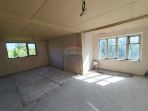 44.000 EUR