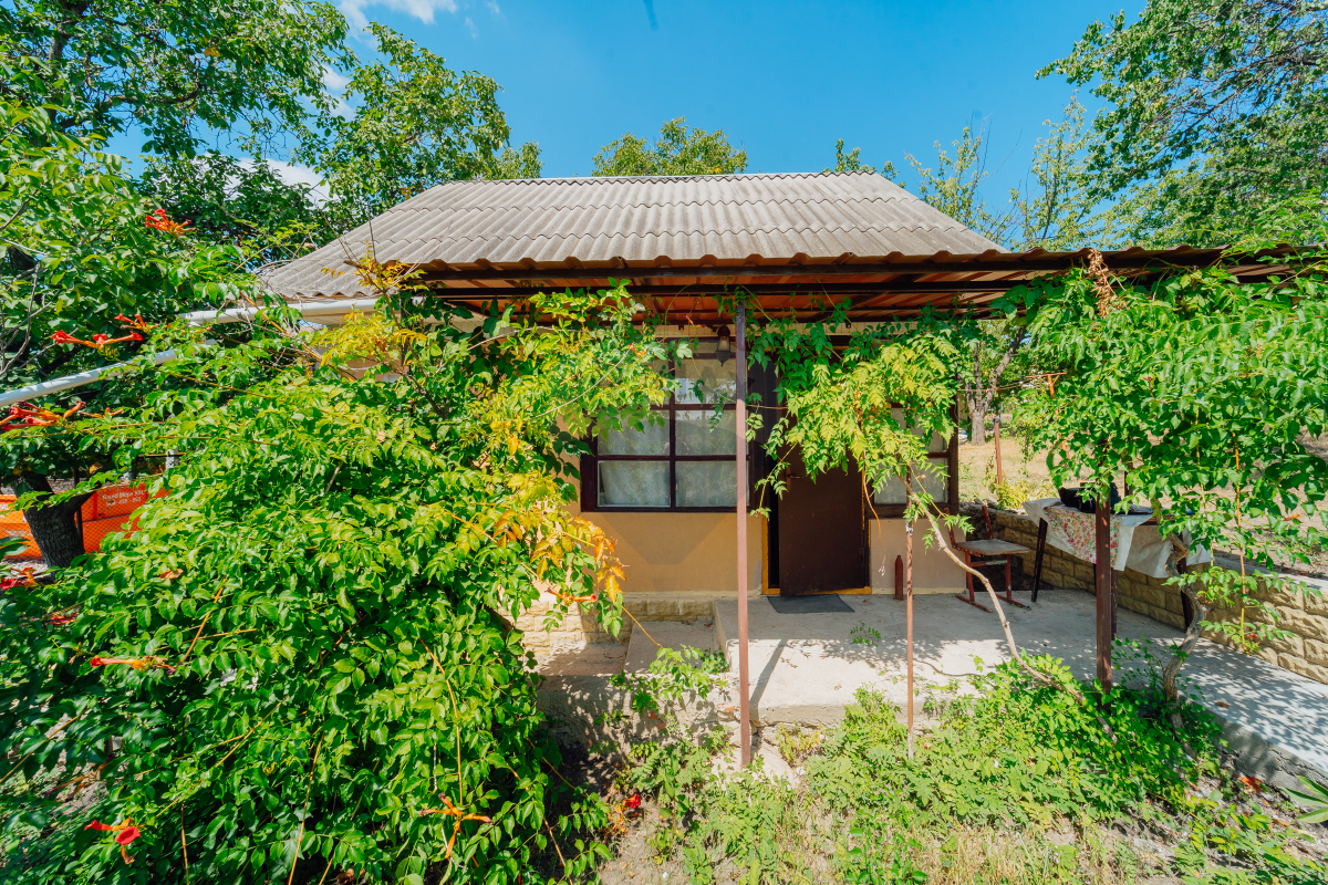 77.000 EUR