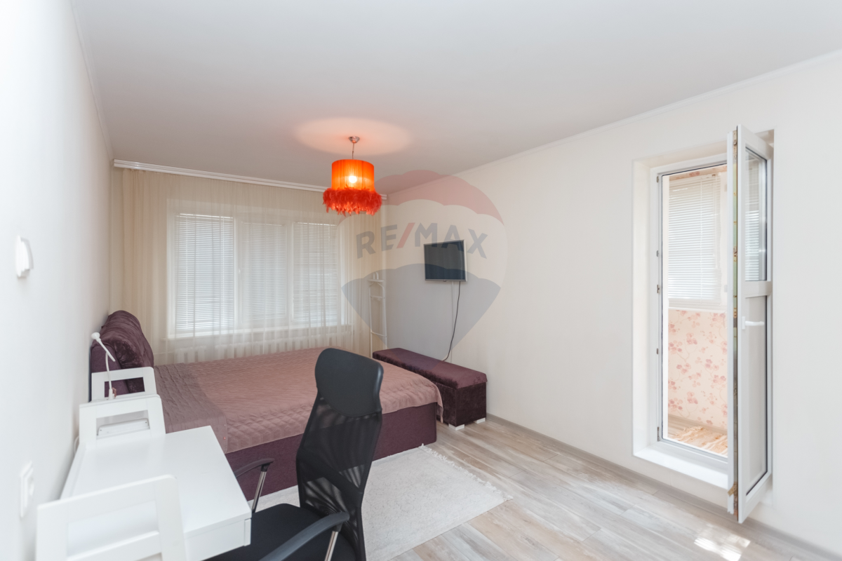 112.000 EUR