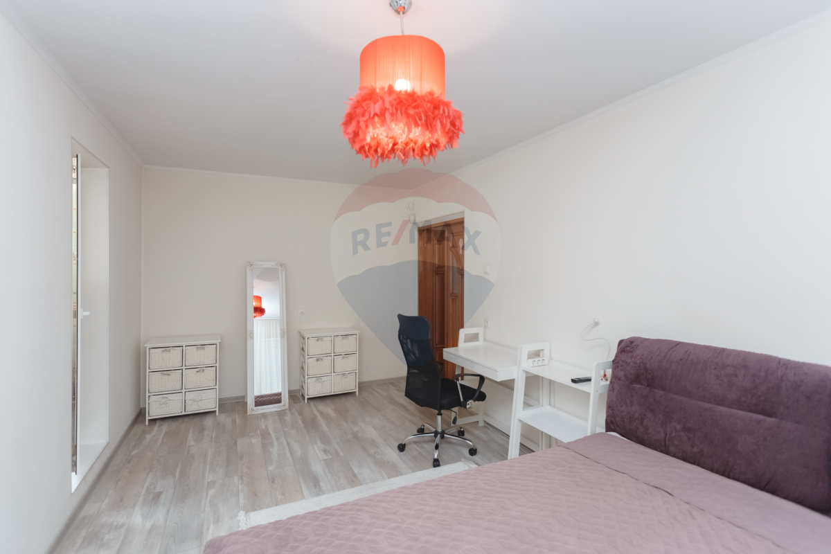 112.000 EUR