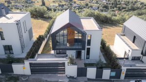 245.500 EUR