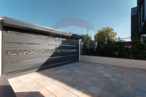 245.500 EUR