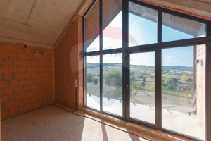 245.500 EUR