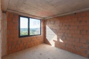 245.500 EUR