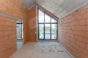 245.500 EUR