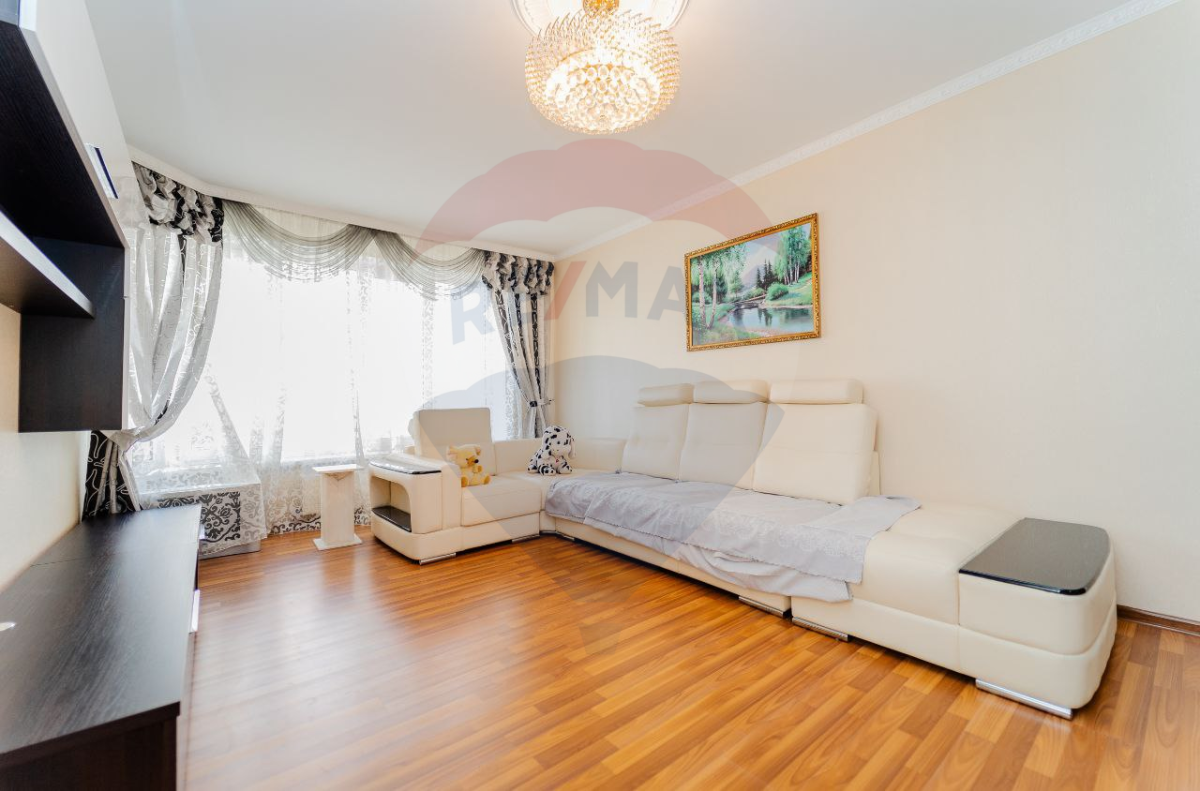 650 EUR