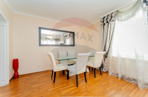 650 EUR