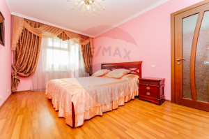 650 EUR