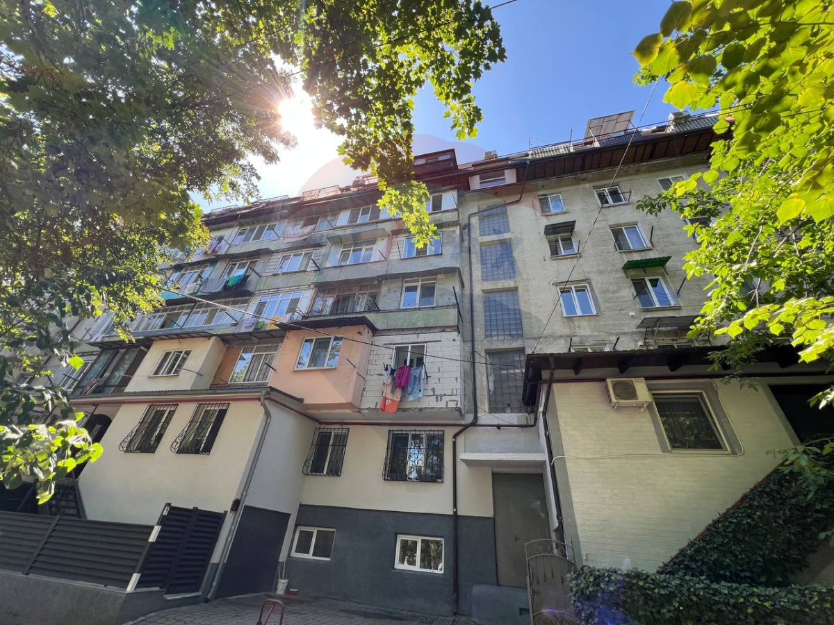 38.000 EUR