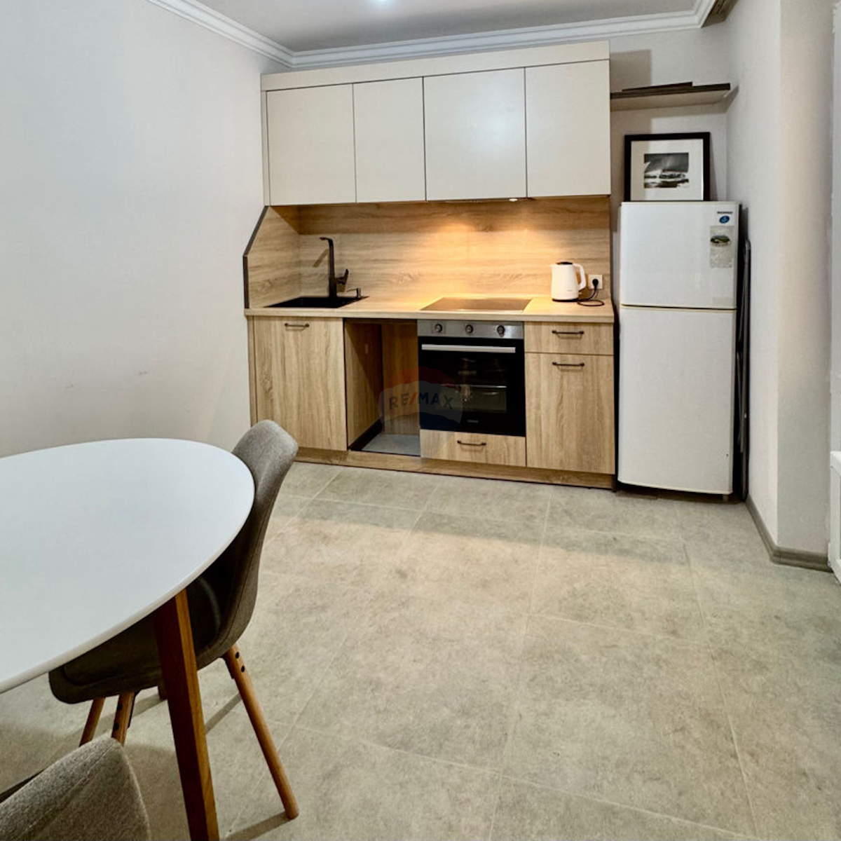 178.500 EUR