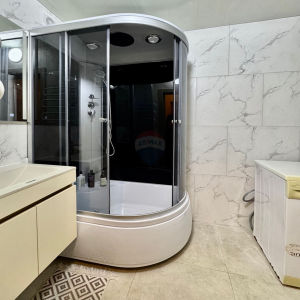 178.500 EUR