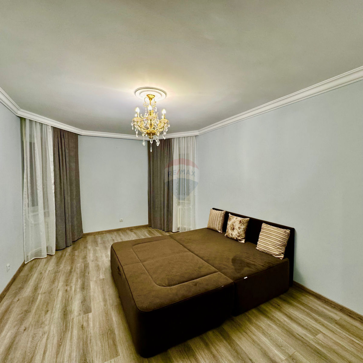 178.500 EUR