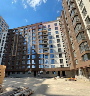 69.900 EUR