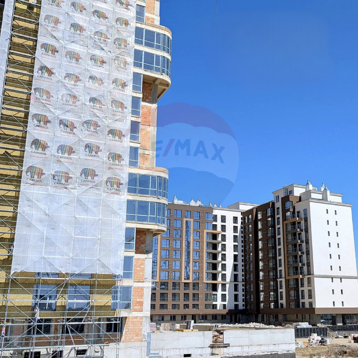 69.900 EUR