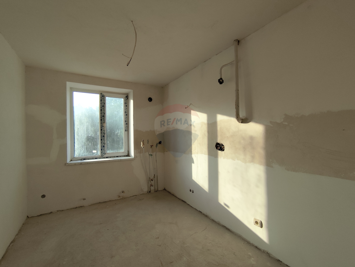 29.999 EUR