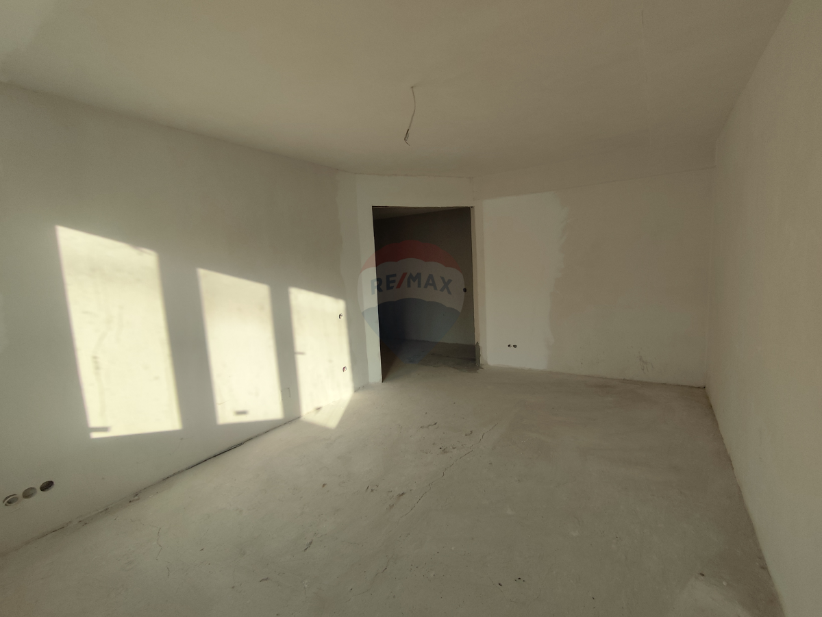 29.999 EUR