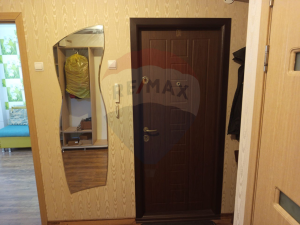 350 EUR