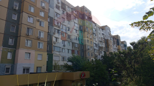 350 EUR