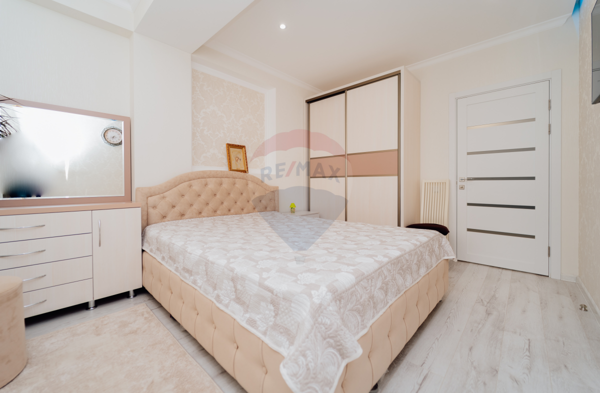 110.000 EUR