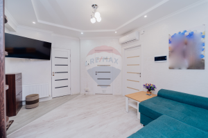 110.000 EUR