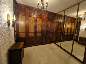 114.900 EUR