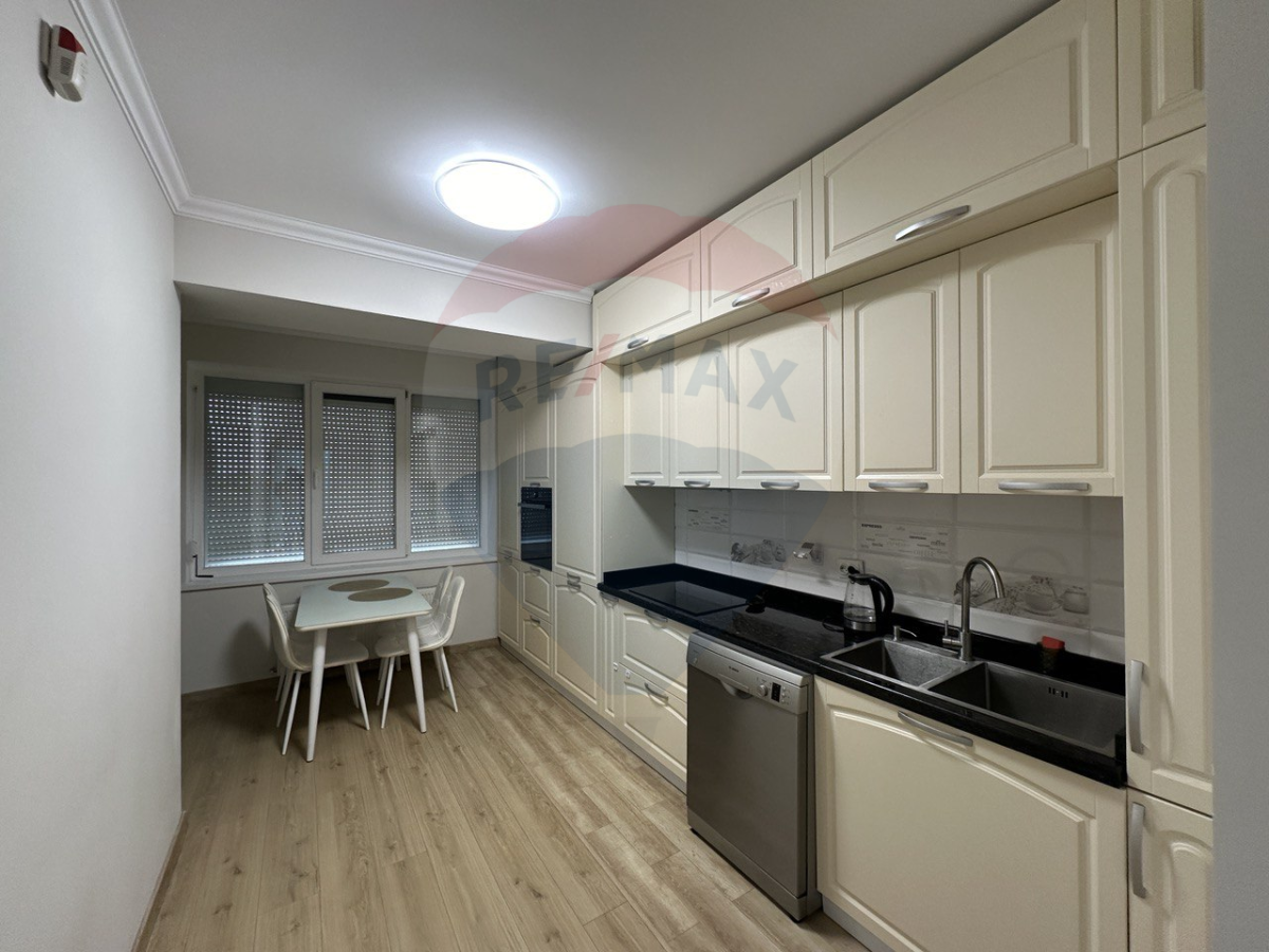 139.900 EUR