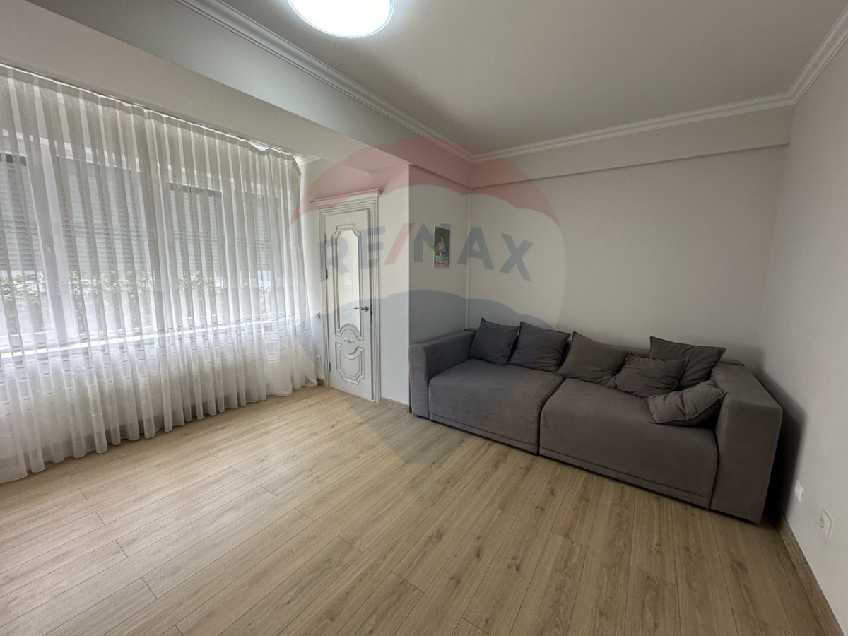 139.900 EUR