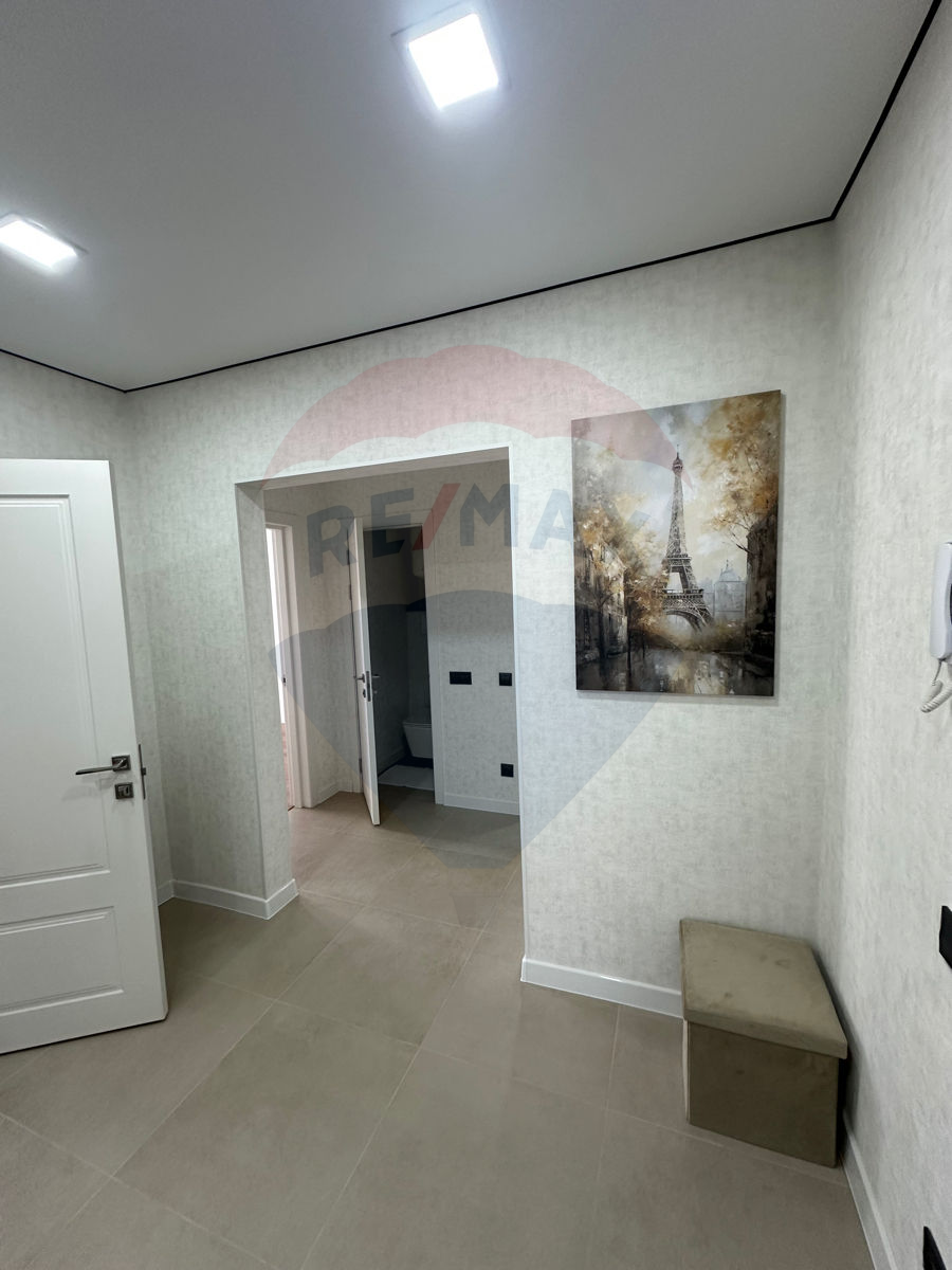 92.900 EUR