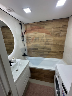 92.900 EUR