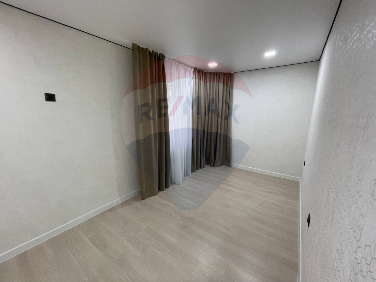 87.900 EUR