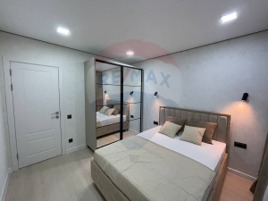 87.900 EUR