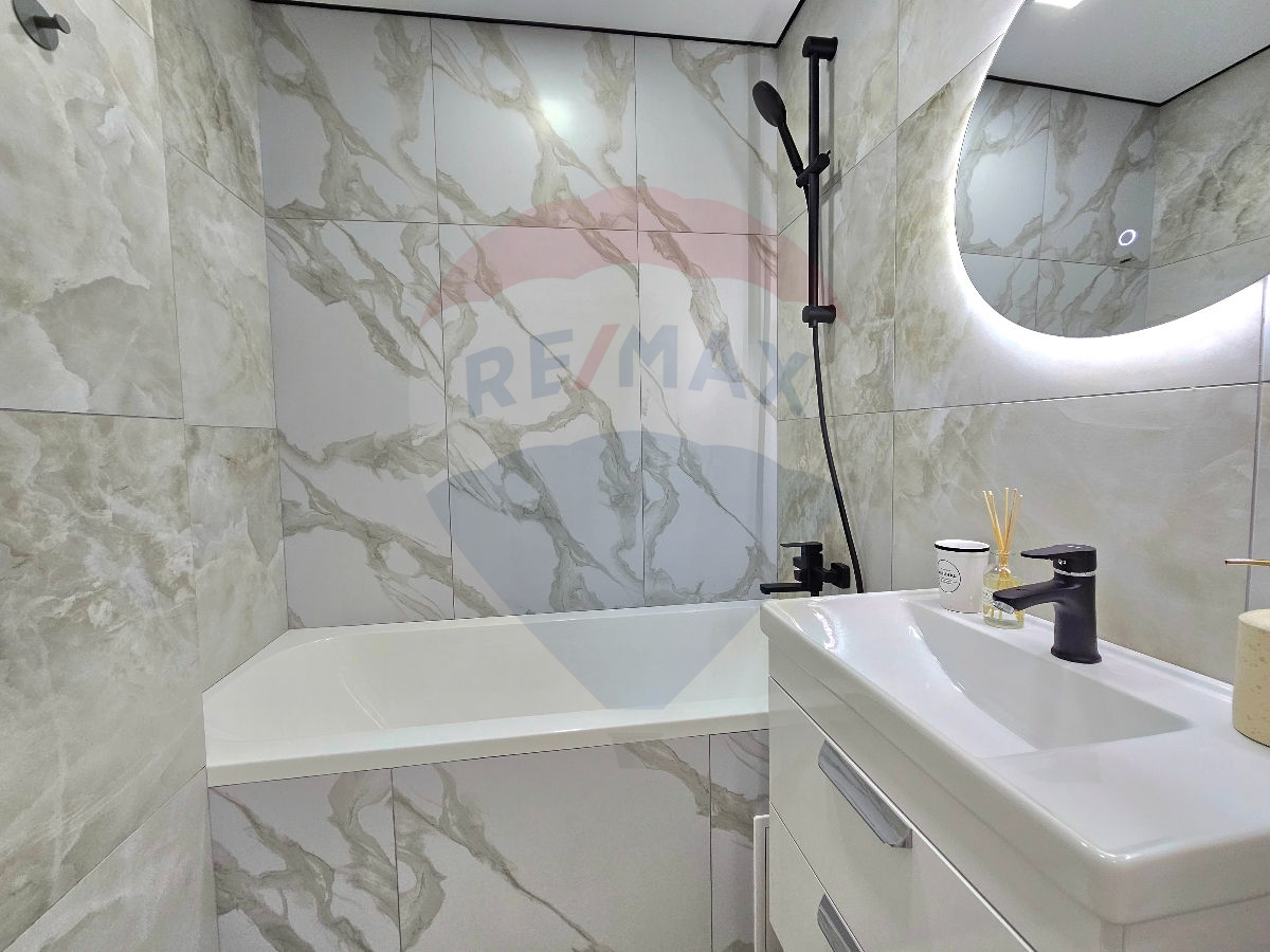 117.900 EUR
