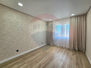 117.900 EUR