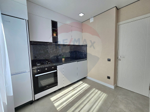 117.900 EUR