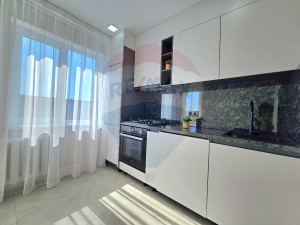 117.900 EUR