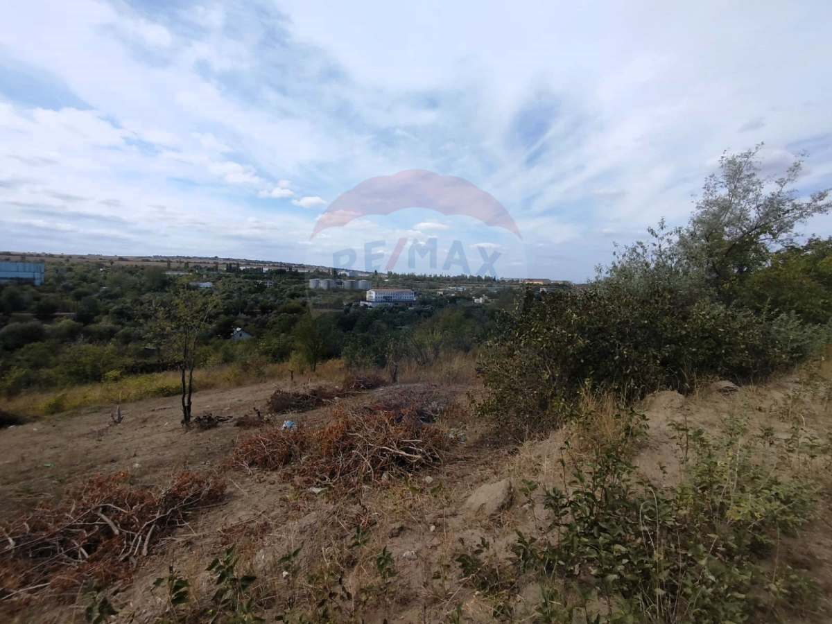 6.800 EUR