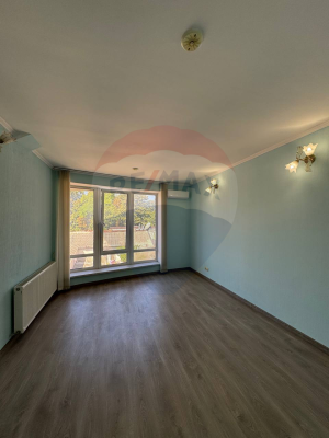 845.500 EUR