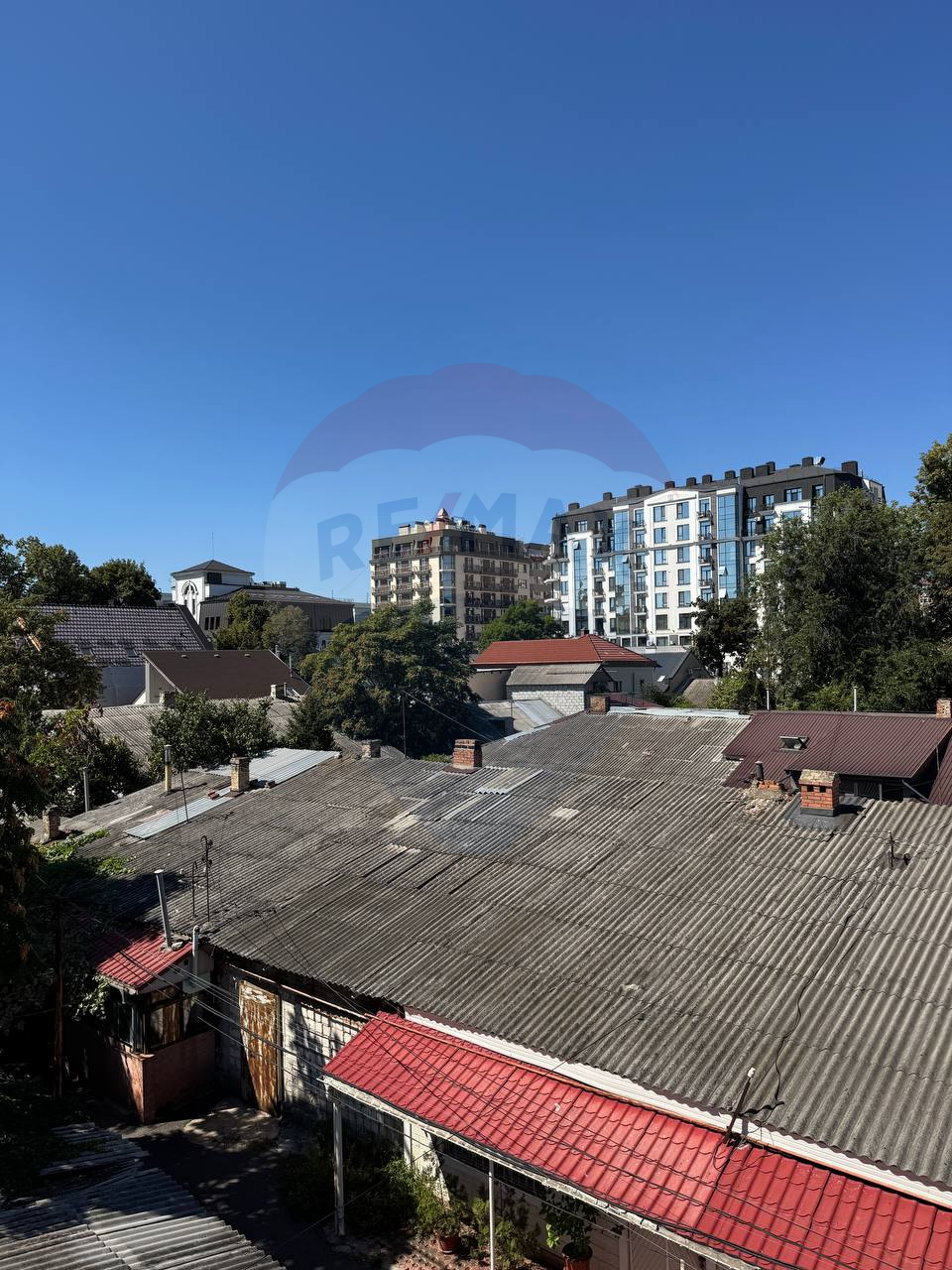845.500 EUR