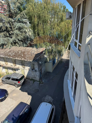 845.500 EUR