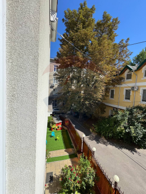 845.500 EUR