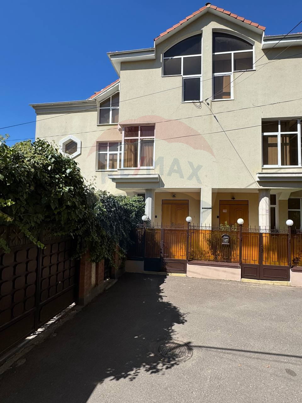 845.500 EUR