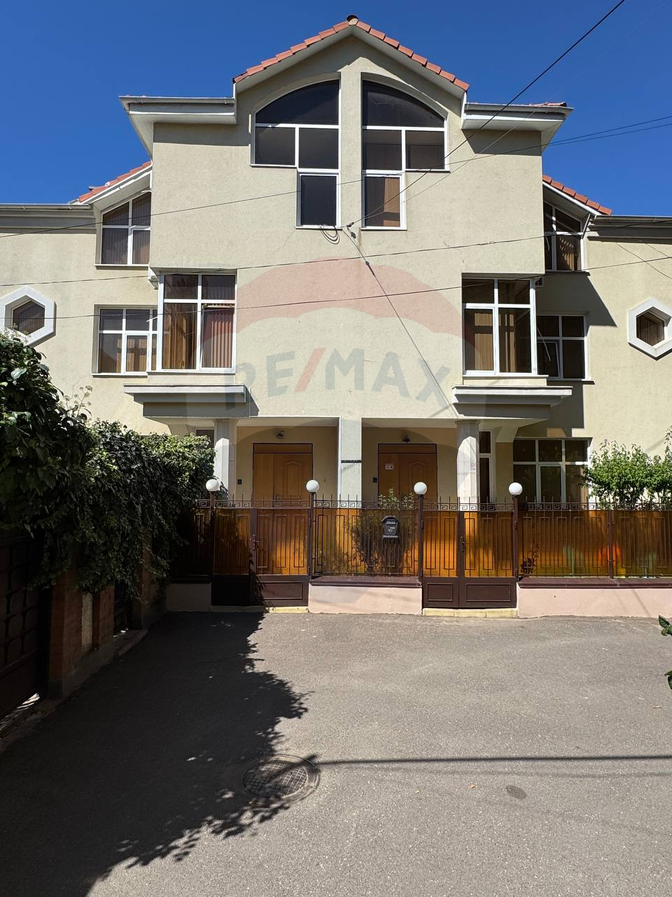 845.500 EUR