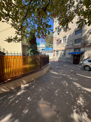 845.500 EUR
