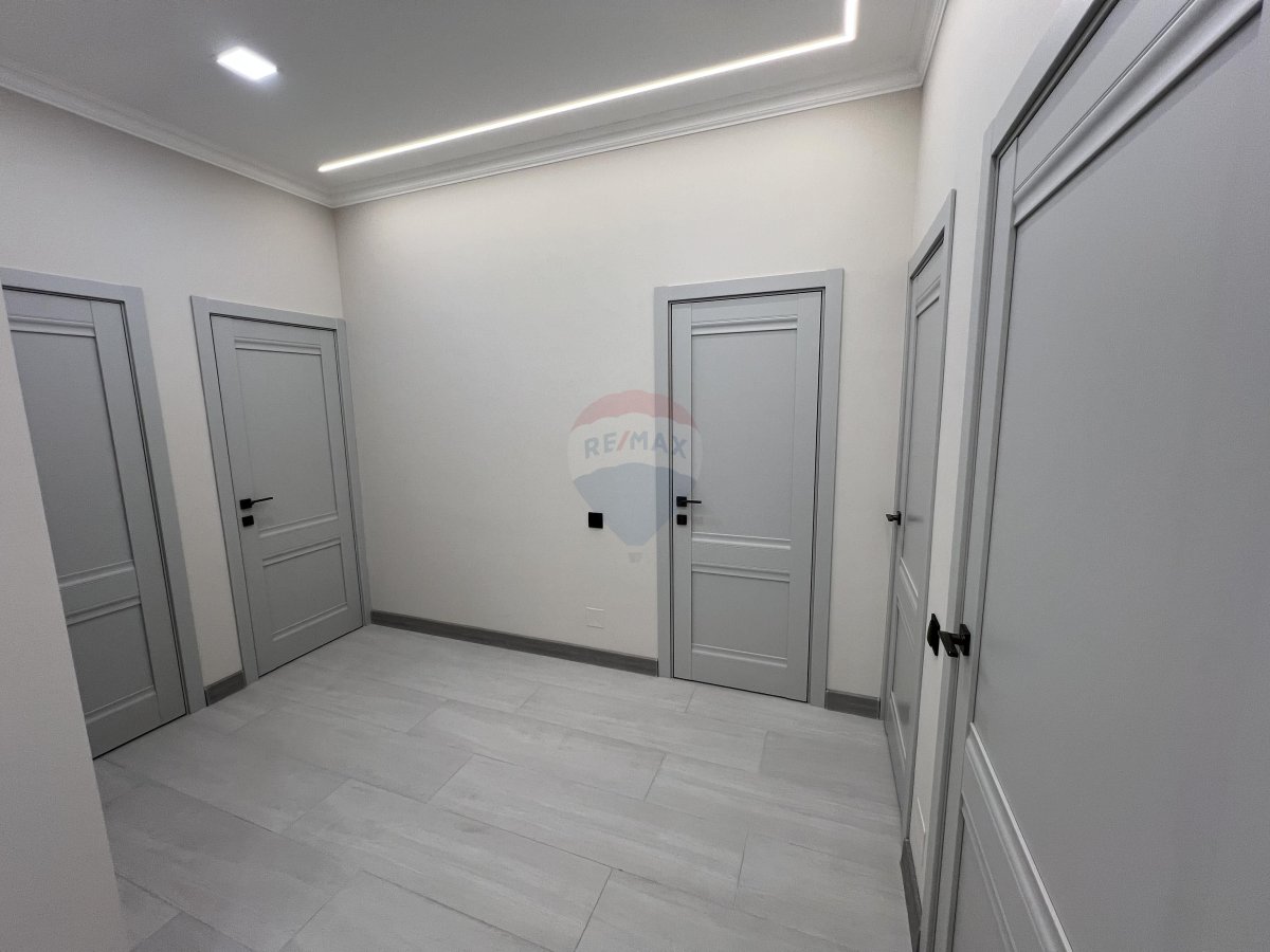 199.000 EUR