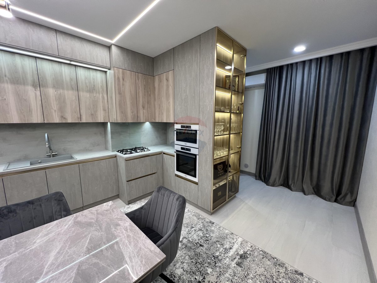 199.000 EUR