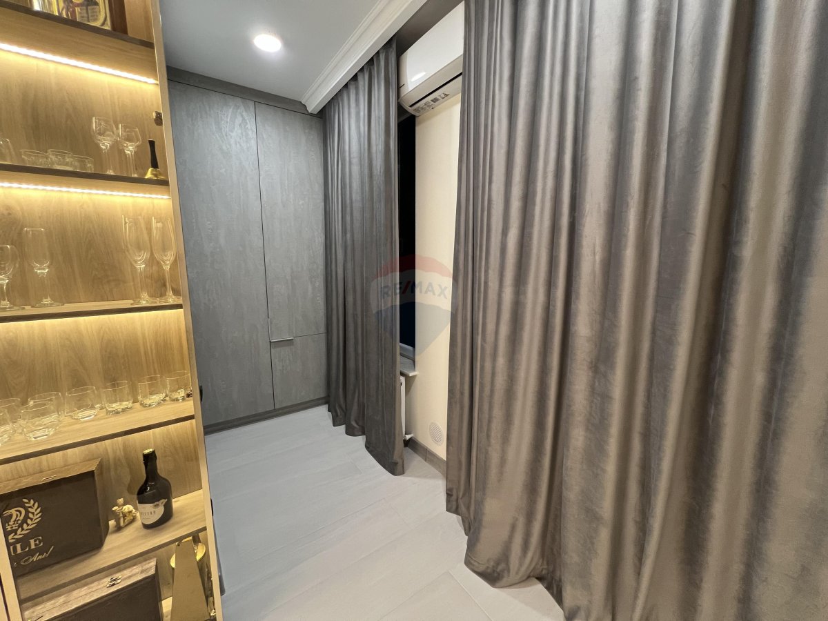 199.000 EUR