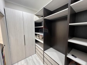 199.000 EUR