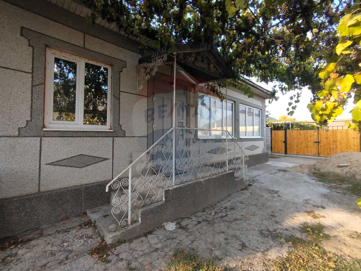 76.000 EUR