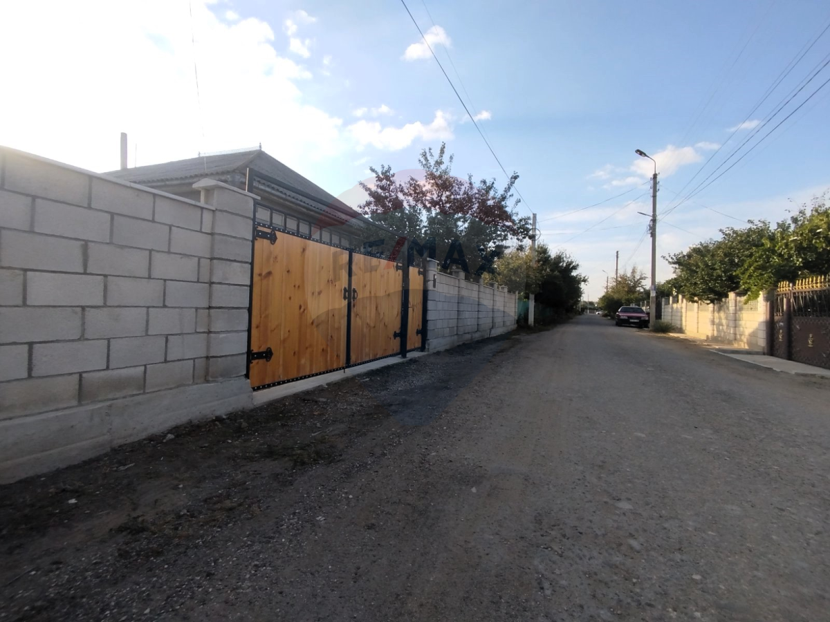 76.000 EUR