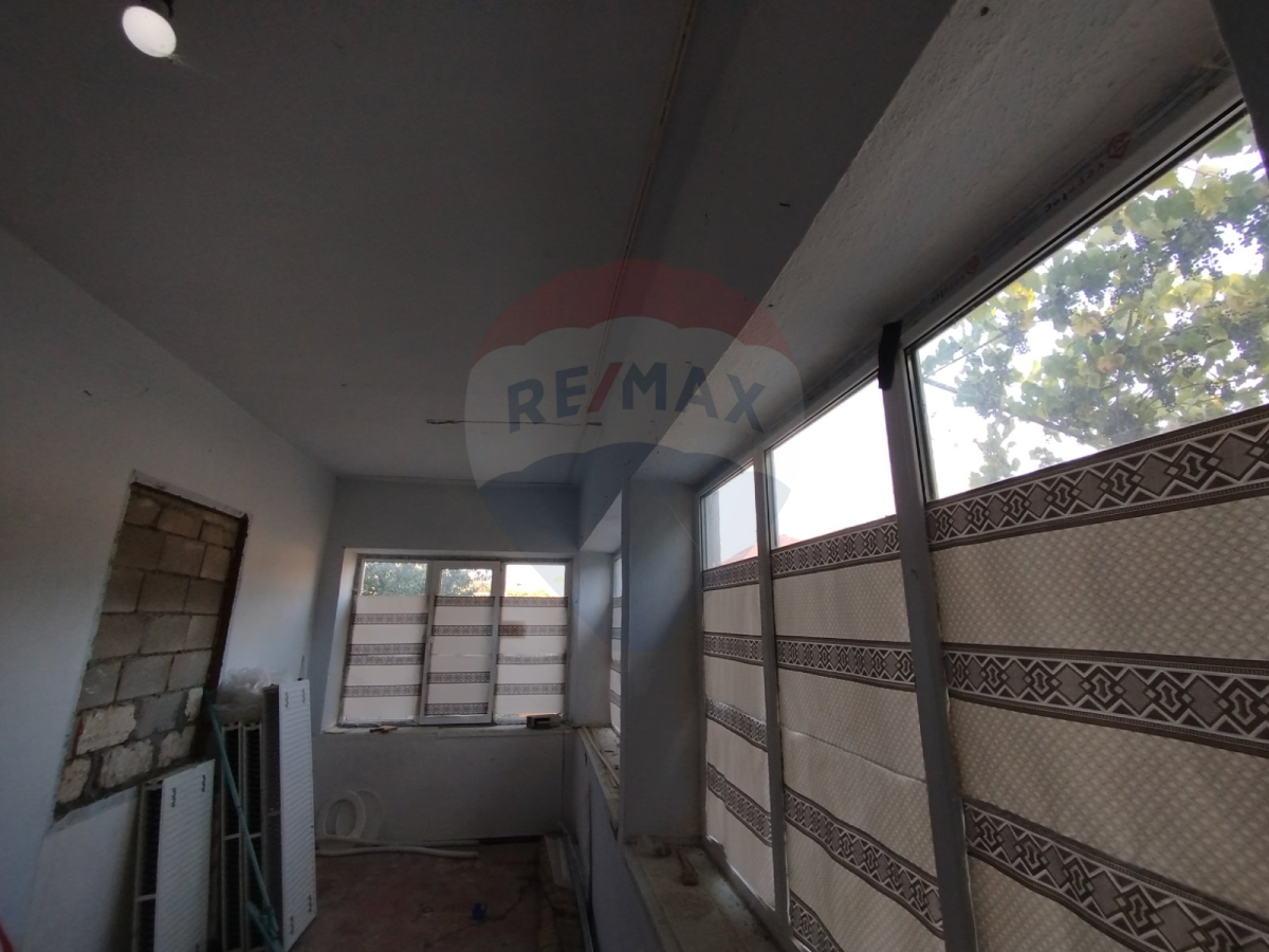 76.000 EUR